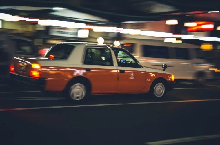 13 Year Old Girl Passenger S Suspicious Behaviour Compels Cab