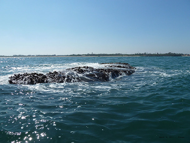 Submerged_Temple_at_Mahabalipuram